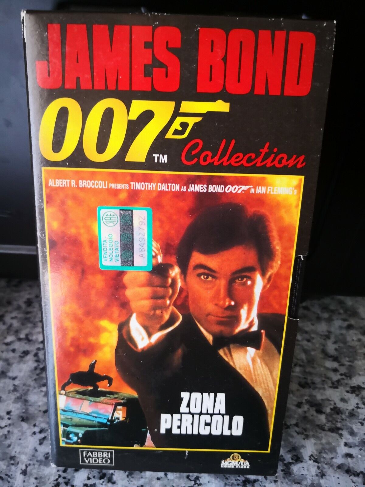 007 - James Bond - Zona Pericolo - 1996 - Fabbri -F