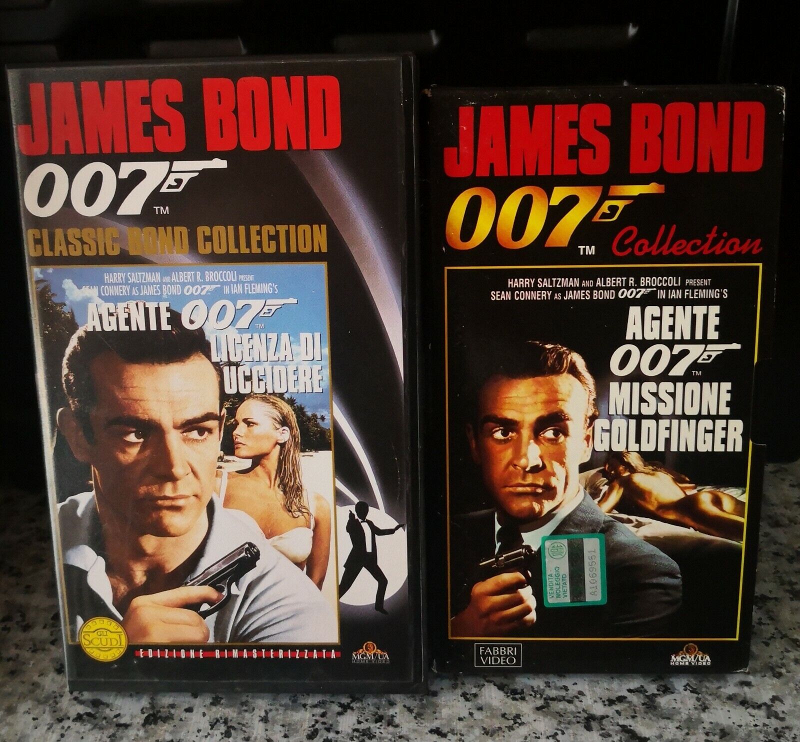 Agente 007 - 2 vhs - licenza di uccidere e missione goldfinger -1996 -F
