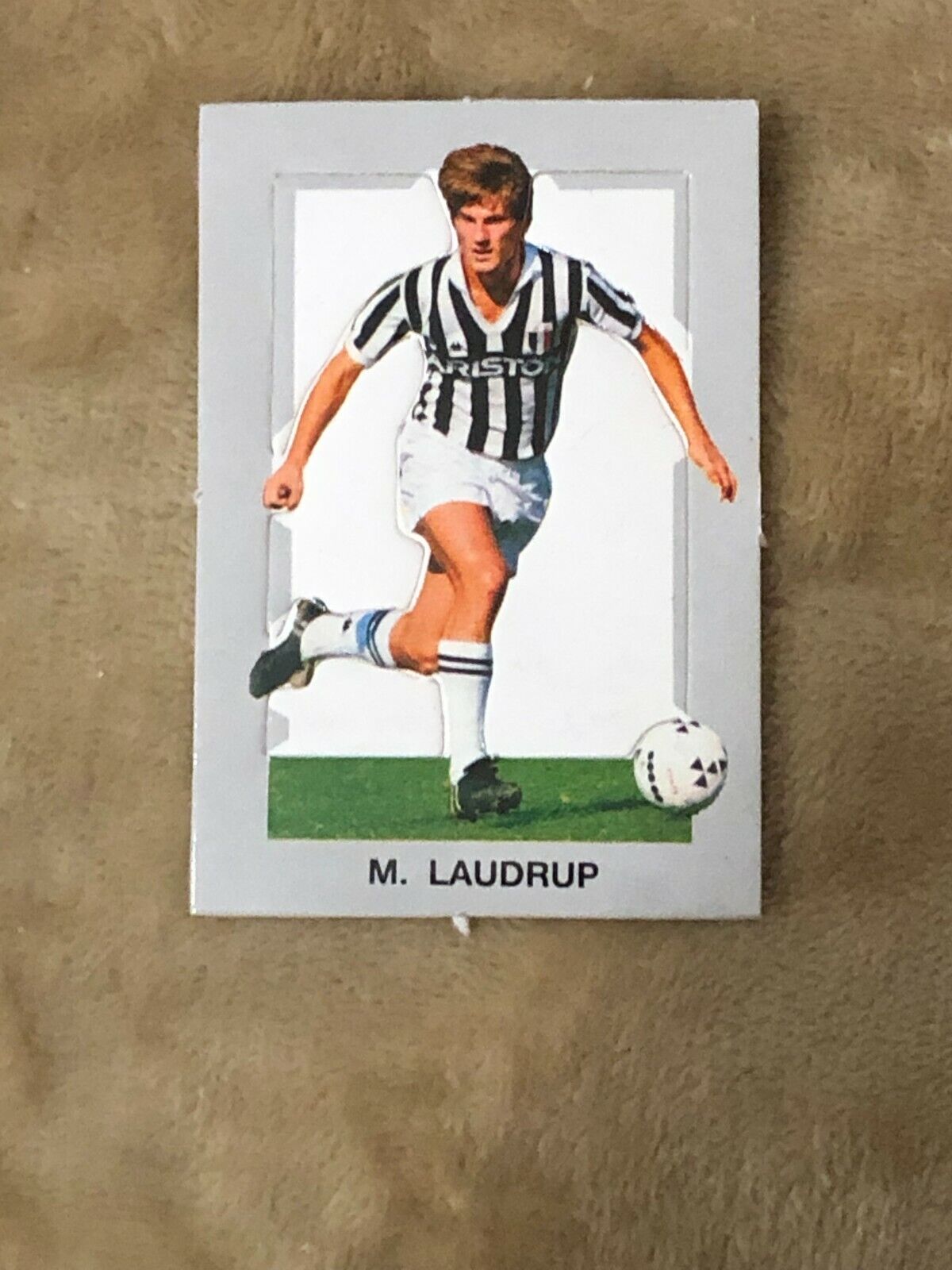 Figurina fustellata M. Laudrup Juventus sorpresa patatine anni 80 di Aa.vv.,  19