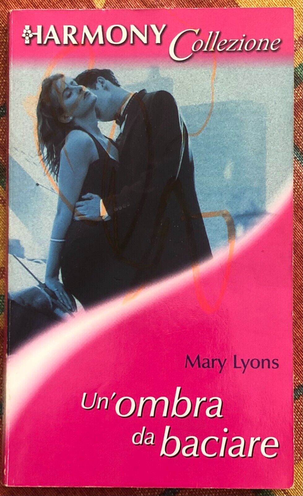  Harmony Collezione n. 1646 - Un?ombra da baciare di Mary Lyons, 2001, Harleq