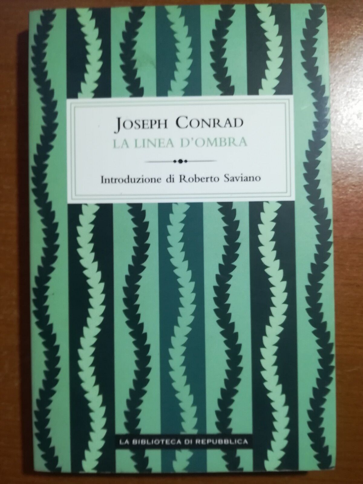 La linea d'ombra - Joseph Conrad - La biblioteca di repubblica -2011 - M