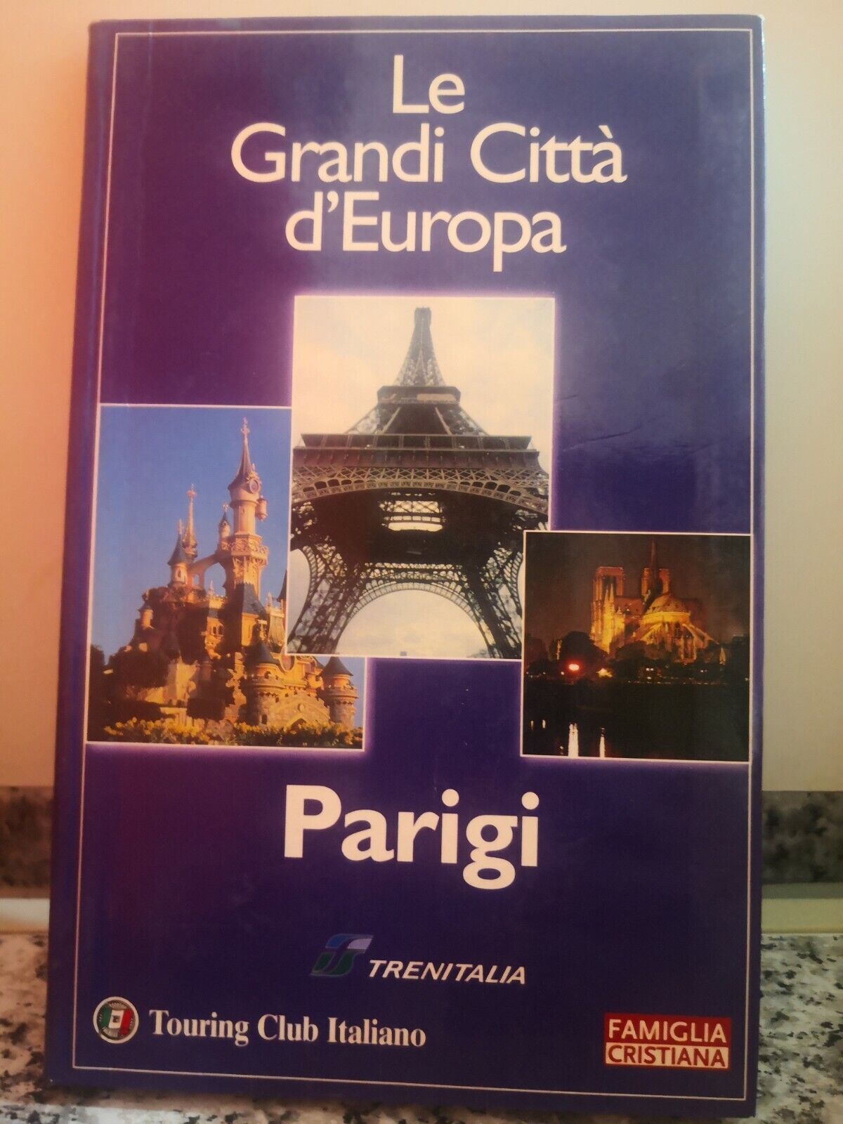 Le grandi Citt? d' Europa Parigi  di A.a.v.v,  2002,  Touring Club Italiano -F