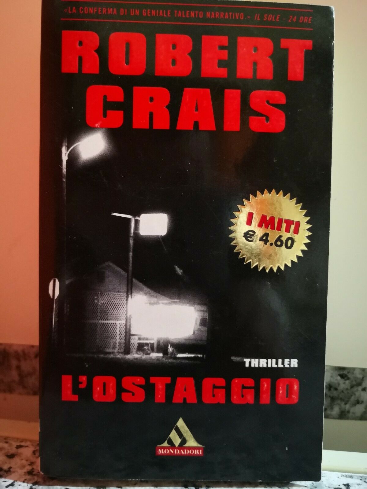 L'ostaggio  di Robert Crais,  2003,  Mondadori-F