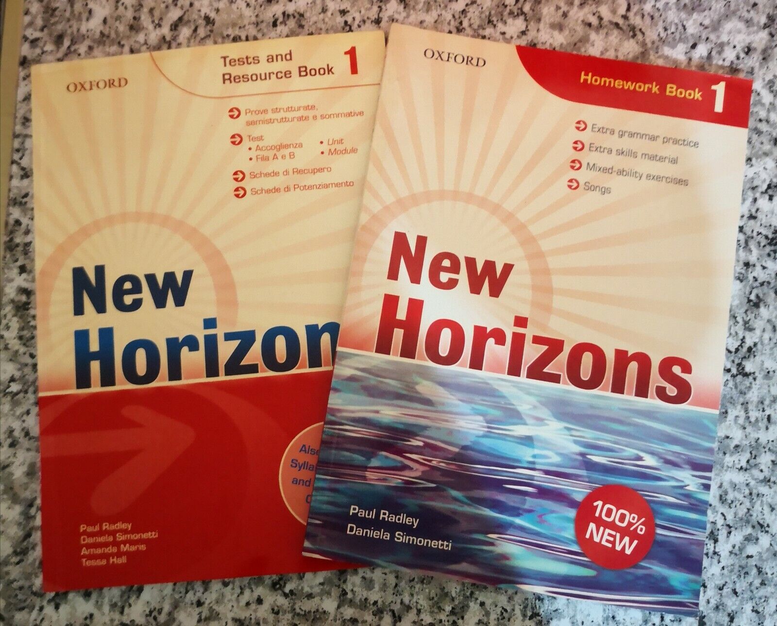  New Horizons 2 volumi  di Paul Radley Daniela Simonetti,  2000,  Oxford Un. -F
