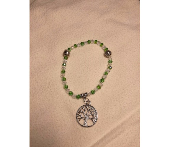 Bracciale con perline verdi e con charm Albero della Vita