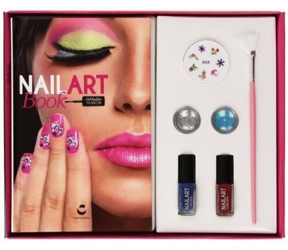 Nail art book by Madda fashion di Aa.vv.,  2015,  Centauria