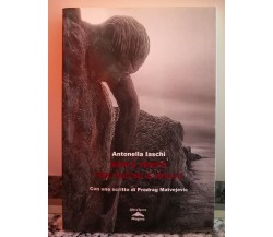  Non è tempo per tacchi a spillo	 di Antonella Laschi,  2001,  Magma Ed.-F